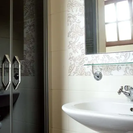 Alpina Certov ゲストハウス 3*